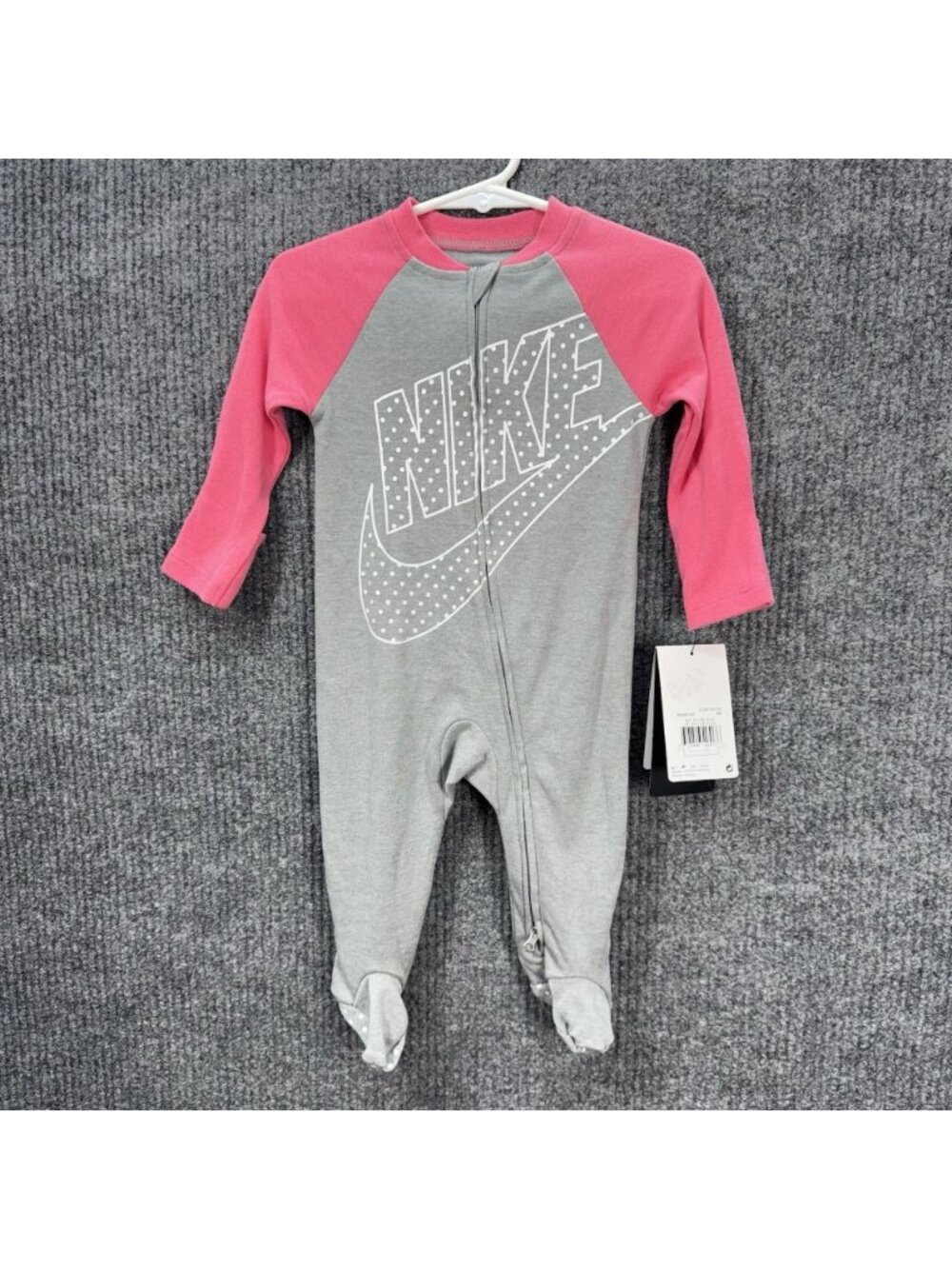 Nike Baby Girls One Piece 6mo Long Sleeve Footed Coverall Gray Pink Heather NEW